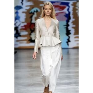 Stella McCartney Blazer Skirt Silk Blend Suit Retail $1595 Blazer 40 Skirt 42
